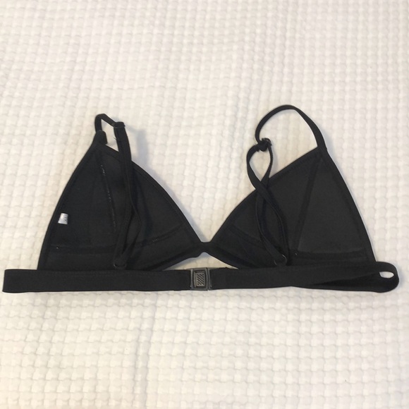 Triangl Bikini top - Picture 2 of 3